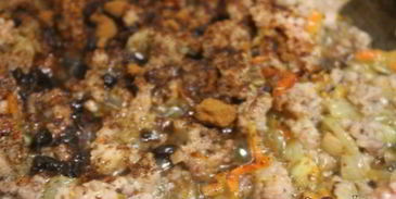 ячневая каша с мясным соусом