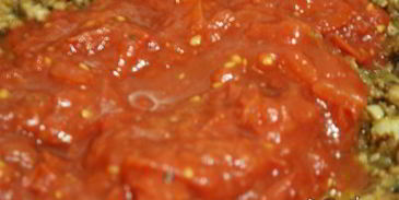 ячневая каша с мясным соусом