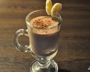 Бананово-шоколадный коктейль