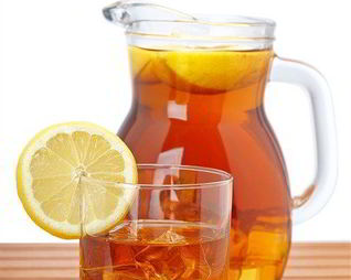 Холодный чай со специями и лимоном