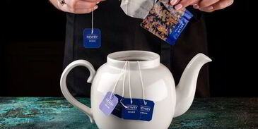 освежающий чай с малиной