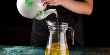 витаминный чай с киви и мятным сахаром