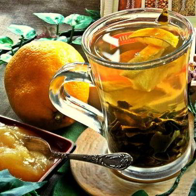 Зеленый чай с медом и лимоном