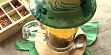 зеленый чай с медом и лимоном