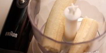 горячий банановый коктейль с шоколадом