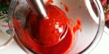 клубничный коктейль снежок