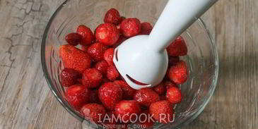 клубничный ликер