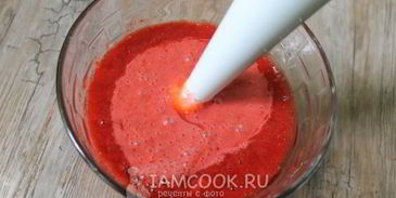 клубничный ликер