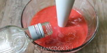 клубничный ликер