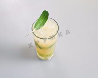 Грушевый лимонад с шалфеем