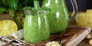 ананасово-мятный смузи с фисташками