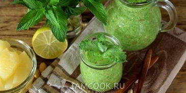 ананасово-мятный смузи с фисташками