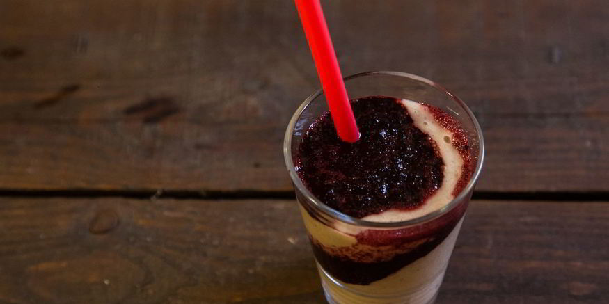 Рецепт бананова-черничного смузи