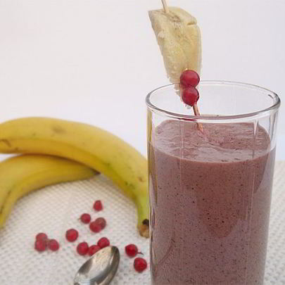 Бананово-клюквенный смузи