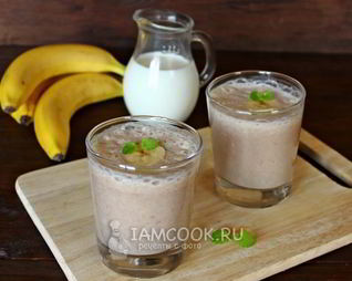 Банановый смузи с молоком