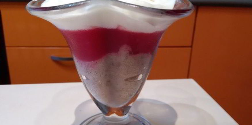 Рецепт десерта иза бананового смузей и киселей