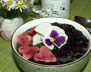 Фруктовый смузи-боул со спирулиной