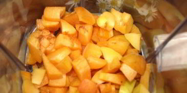 фруктовый смузи-боул со спирулиной