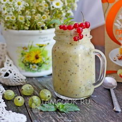Фруктовый смузи с гречневыми хлопьями