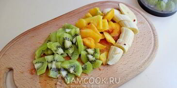 фруктовый смузи с гречневыми хлопьями