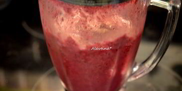 гранатово-ягодный смузи