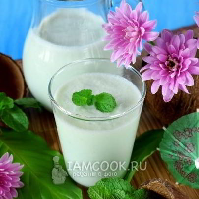 Кокосово-мятный смузи с ананасом