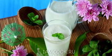 кокосово-мятный смузи с ананасом