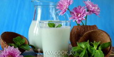 кокосово-мятный смузи с ананасом