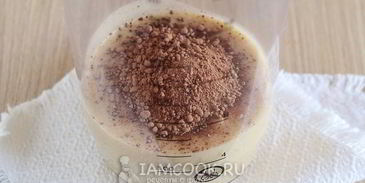 шоколадный смузи с бананом и кокосовым молоком