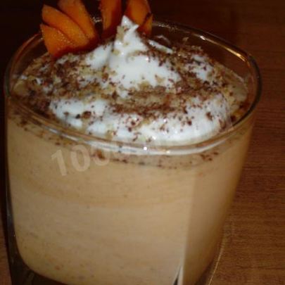 Сливочно-абрикосовый смузи