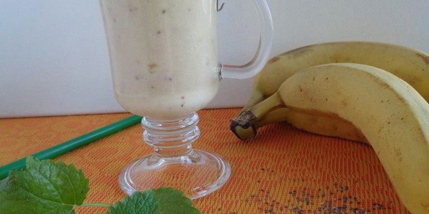 Рецепт смузей ананас-банан с семенами чиа