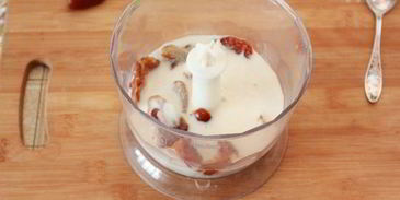 смузи из фиников и овсяного молока