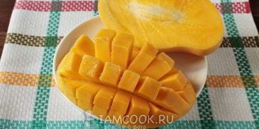 смузи из свежего манго и груши