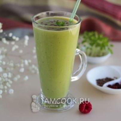 Смузи с авокадо и бананом
