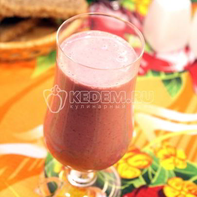 Смузи с йогуртом и вишней