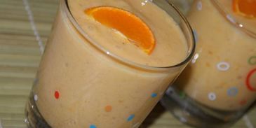 смузи с хурмой и бананами