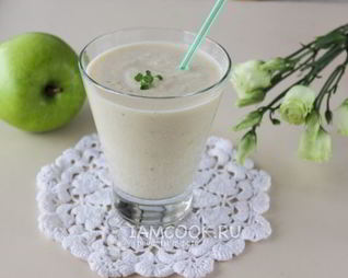 Смузи с яблоком и творогом