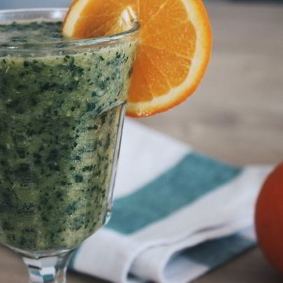 Смузи со шпинатом и апельсином