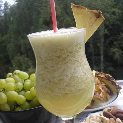 Виноградный смузи с зеленым чаем