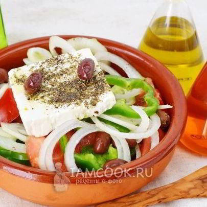 Греческий салат с сыром фета