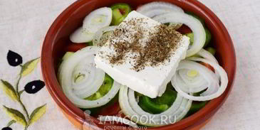 греческий салат с сыром фета