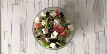 салат греческий с брынзой классический