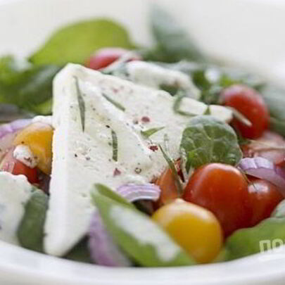 Салат Греческий со шпинатом