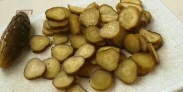 картофельный салат с фасолью и шампиньонами