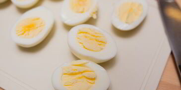 картофельный салат с копченой рыбой