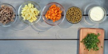 картофельный салат с куриной печенкой