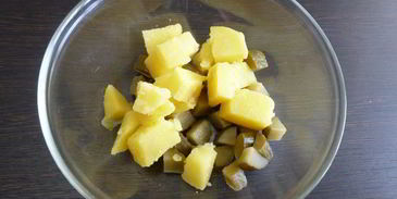 картофельный салат с жареными шампиньонами