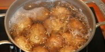 салат из картофеля и огурцов