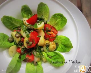 Салат из молодого картофеля с каперсами и мятой