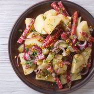 Рецепт Салата из молодого картофеля с колбасой